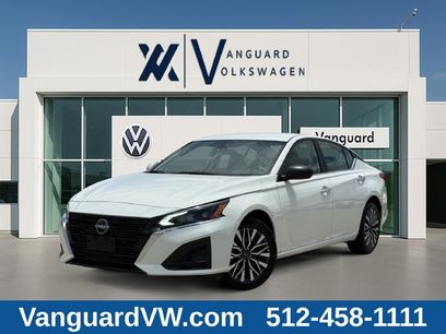 Used 2025 Nissan Altima 2.5 SV