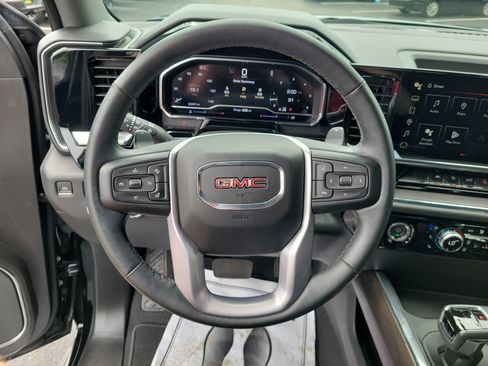 Used 2024 GMC Sierra 1500 SLT w/ SLT Premium Package AWD/4WD image 21