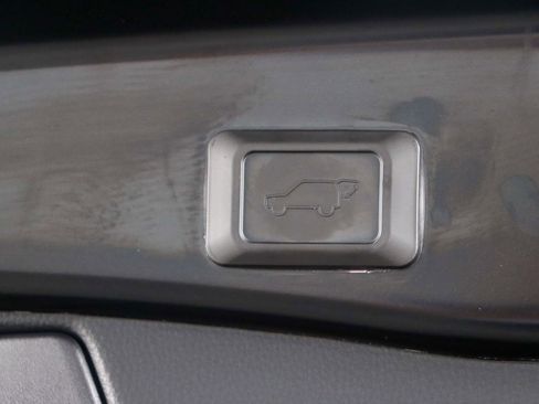 Used 2023 Toyota RAV4 XLE w/ Convenience Package AWD/4WD image 30