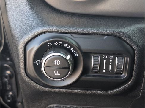 Used 2020 Jeep Gladiator Sport w/ Quick Order Package 24S image 29