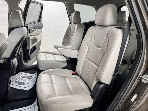 Used 2021 Kia Telluride EX w/ EX Premium Package AWD/4WD image 8