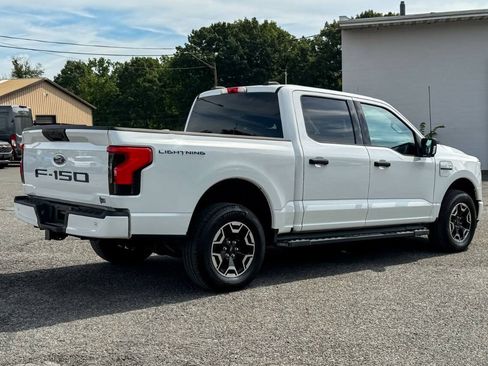 Used 2023 Ford F150 Lightning XLT AWD/4WD image 3