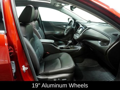 Used 2023 Chevrolet Malibu LT FWD image 16