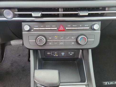 Used 2026 Hyundai Tucson SE image 21