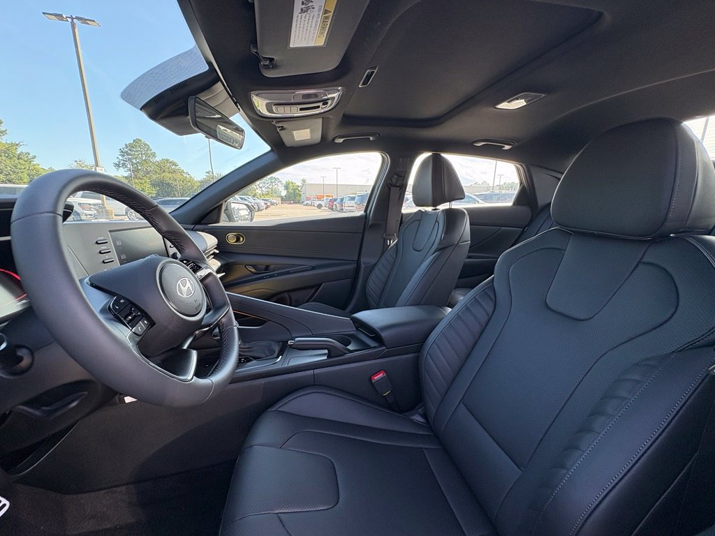 New 2026 Hyundai Elantra SEL Sport FWD image 28