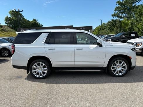Used 2023 Chevrolet Tahoe High Country AWD/4WD image 5