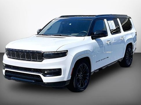 Certified 2024 Jeep Grand Wagoneer L Series II w/ Quick Order Packagew 28T AWD/4WD image 4