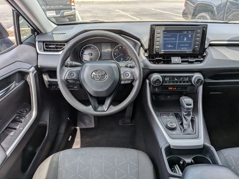 Used 2021 Toyota RAV4 XLE w/ Convenience Package AWD/4WD image 27
