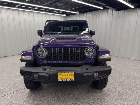 New 2026 Jeep Gladiator Sport AWD/4WD image 2