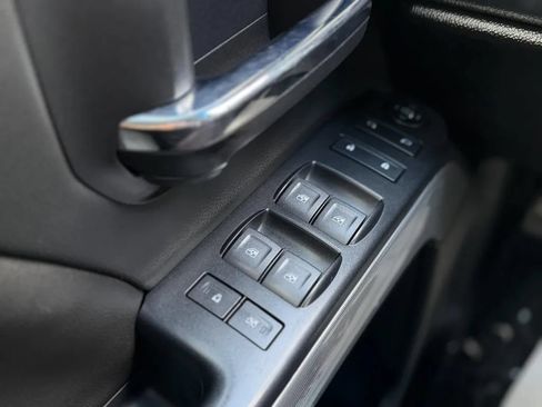 Used 2018 Chevrolet Silverado 1500 LT w/ All Star Edition AWD/4WD image 9