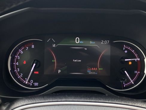 Used 2019 Toyota RAV4 Limited image 12