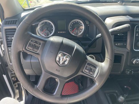 Used 2015 RAM 3500 Tradesman w/ Chrome Appearance Group AWD/4WD image 12