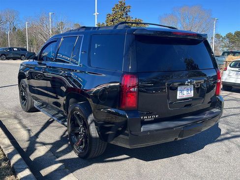 Used 2018 Chevrolet Tahoe LT w/ Luxury Package image 3