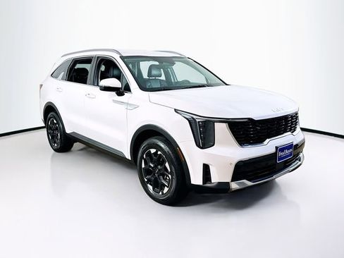 Used 2025 Kia Sorento S AWD/4WD image 1