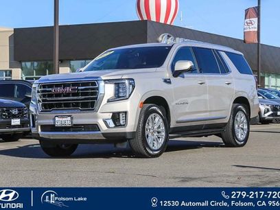 Used 2024 GMC Yukon SLT w/ SLT Luxury Package