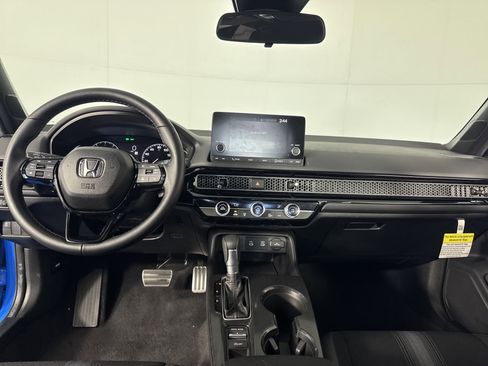 Certified 2025 Honda Civic Sport image 22