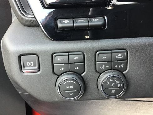 Used 2026 Chevrolet Silverado 2500 ZR2 w/ LPO, Dark Essentials Package AWD/4WD image 19