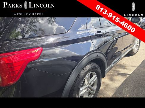 Used 2020 Ford Explorer XLT image 14