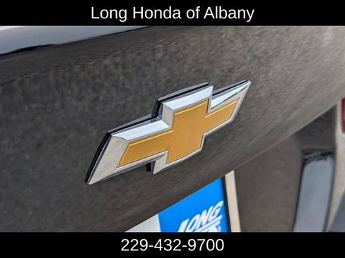 Used 2022 Chevrolet Malibu LT FWD image 10