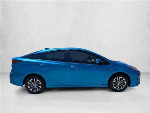 Certified 2021 Toyota Prius Limited w/ Premium Convenience Package FWD image 4
