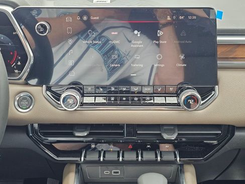 New 2026 GMC Canyon Denali w/ LPO, Black Badging Package image 30