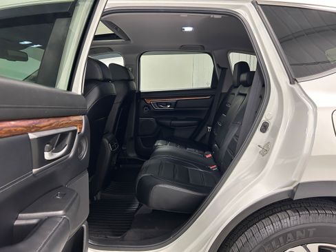 Used 2018 Honda CR-V Touring image 28