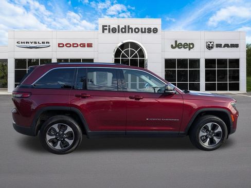 Used 2023 Jeep Grand Cherokee 4WD 4xe image 4