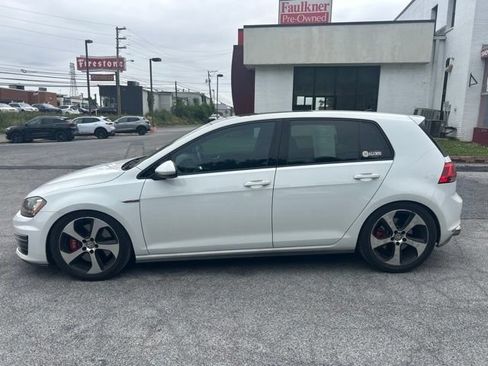 Used 2017 Volkswagen GTI SE FWD image 7