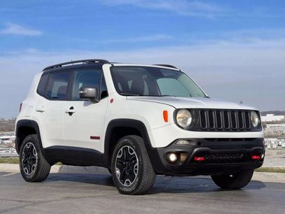 Used 2015 Jeep Renegade Trailhawk w/ Safety & Security Group I
