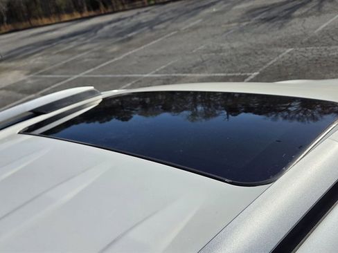 Used 2013 Toyota RAV4 Limited image 36