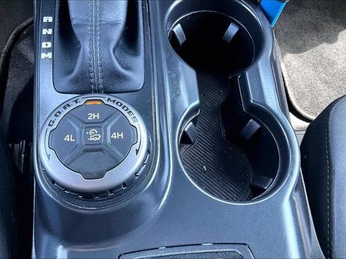 Used 2024 Ford Bronco Black Diamond AWD/4WD image 31