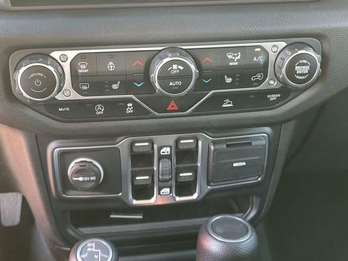 Certified 2024 Jeep Wrangler Sport S image 17