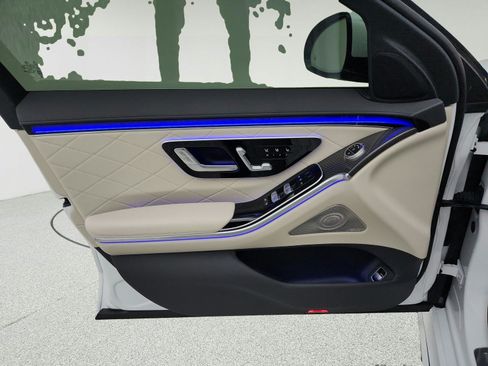 Certified 2025 Mercedes-Benz S 580 4MATIC Sedan image 30