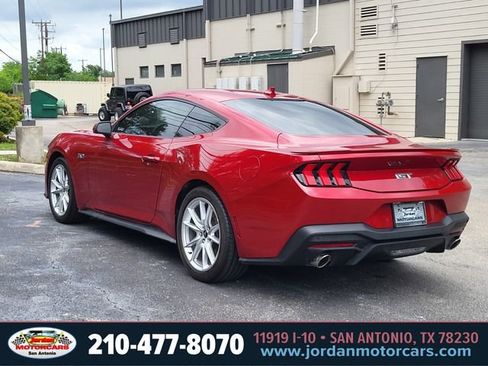 Used 2024 Ford Mustang GT Premium RWD image 3