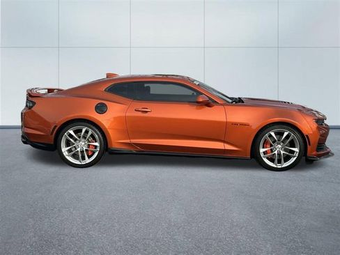 Used 2023 Chevrolet Camaro SS w/ Design Package 3 image 5