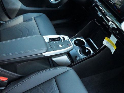 New 2025 BMW X1 xDrive28i w/ Technology Package image 4