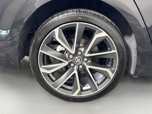Used 2020 Toyota Corolla SE FWD image 32