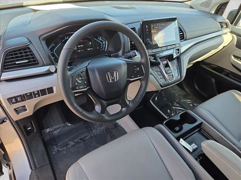 Used 2024 Honda Odyssey EX-L image 10