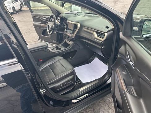 Used 2023 GMC Acadia Denali w/ Denali Ultimate Package AWD/4WD image 20