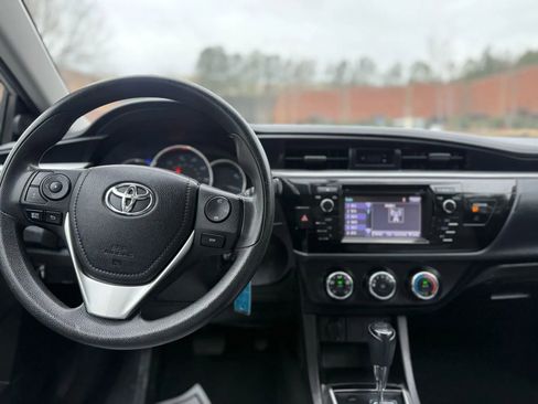Used 2016 Toyota Corolla L image 17