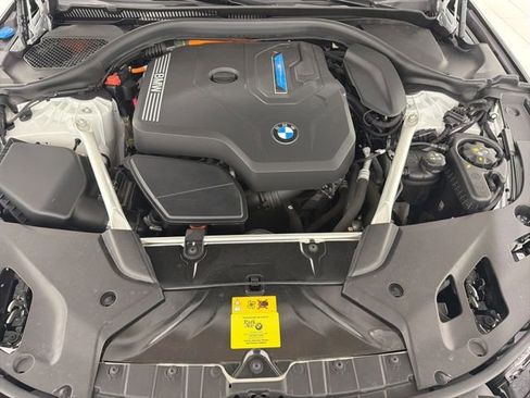 Used 2023 BMW 530e xDrive w/ Premium Package AWD/4WD image 43