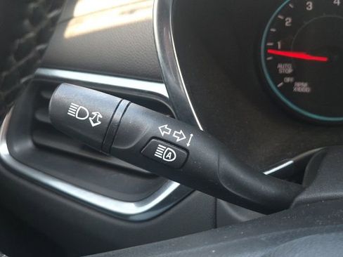 Used 2024 Chevrolet Equinox LT w/ Driver Convenience Package FWD image 40