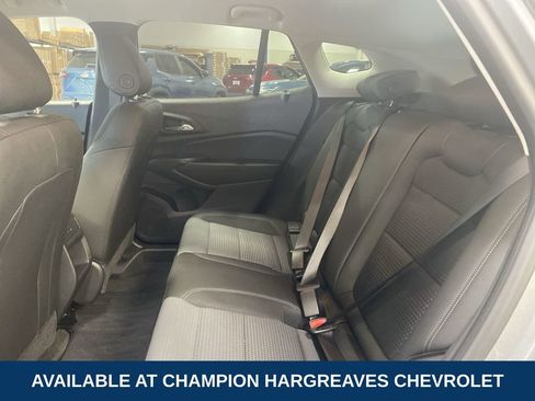 Certified 2024 Chevrolet Trax LT FWD image 33