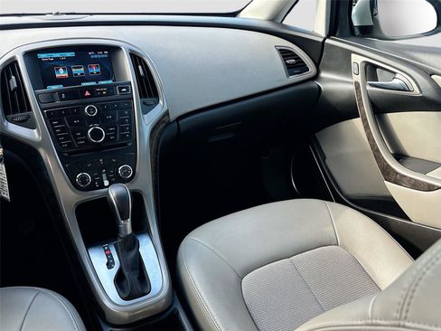 Used 2013 Buick Verano image 23