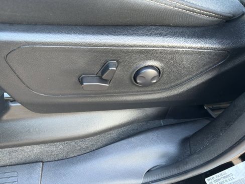 Used 2022 RAM 1500 Big Horn image 6