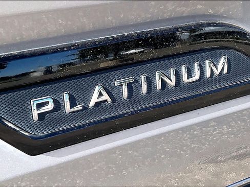 Used 2024 Toyota Tundra Platinum AWD/4WD image 10