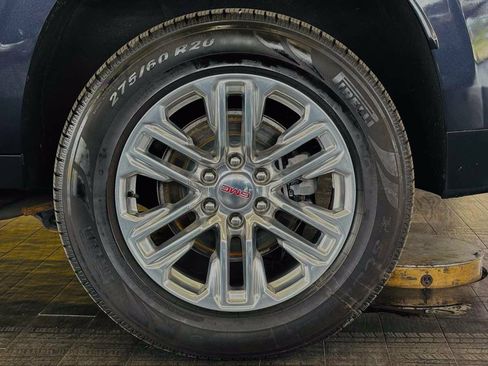 Used 2023 GMC Yukon XL SLT AWD/4WD image 24