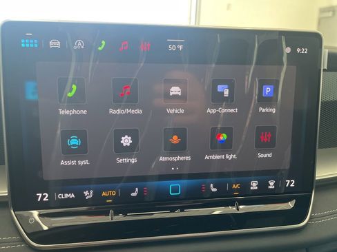 New 2026 Volkswagen Tiguan SE R-Line FWD image 22