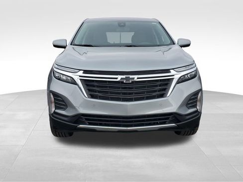 Certified 2024 Chevrolet Equinox LT w/ LPO, Floor Liner Package image 8