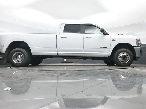 Used 2022 RAM 3500 Big Horn AWD/4WD image 31